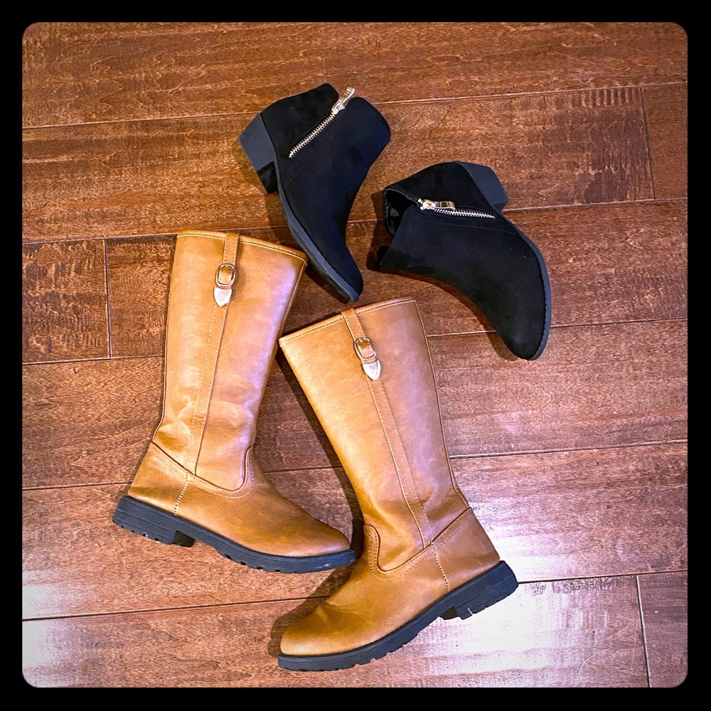 Lot of little girl boots and booties size 2